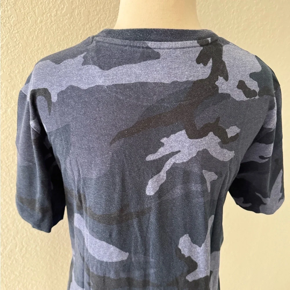 Polo Ralph Lauren Classic Fit Blue Camo Pocket Crewneck T-Shirt‎ Short Sleeve L
